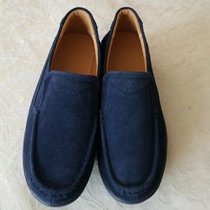 NEW- Blue breathable platform casual loaf - size8